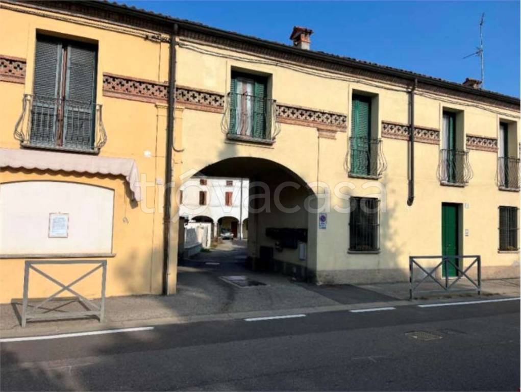 appartamento in vendita a Crema in zona San Bernardino