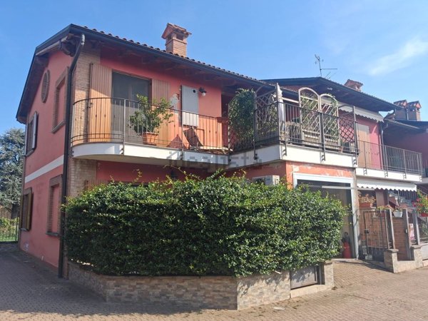 casa indipendente in vendita a Crema in zona San Bernardino
