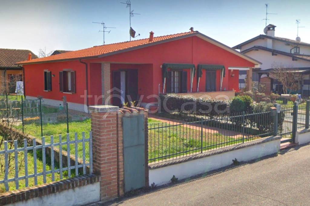 casa indipendente in vendita a Crema