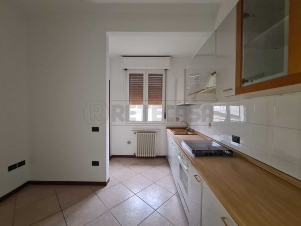 appartamento in vendita a Cremona in zona Piazza Risorgimento