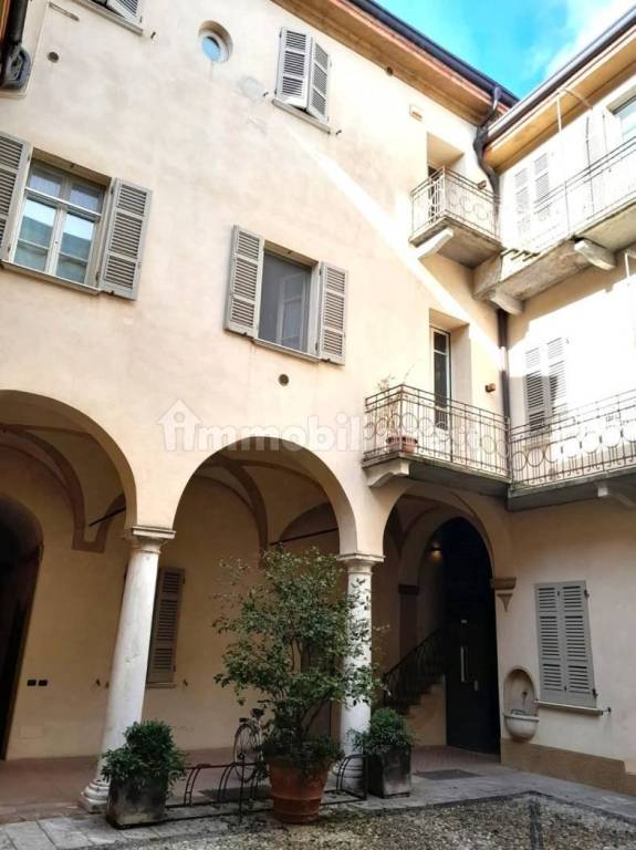 appartamento in vendita a Cremona in zona Cremona Centro