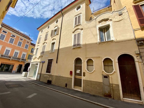 casa semindipendente in vendita a Cremona in zona Corso Garibaldi