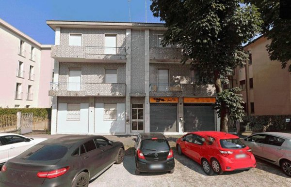 casa indipendente in vendita a Cremona in zona Via Giuseppina