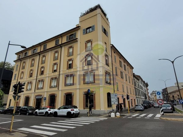 ufficio in vendita a Cremona in zona Via Dante