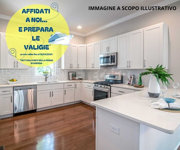casa indipendente in vendita a Cremona in zona Viale Po