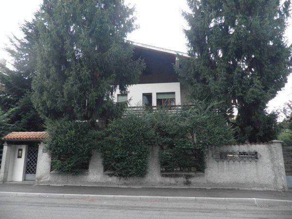 casa indipendente in vendita a Cremona in zona Via Giuseppina