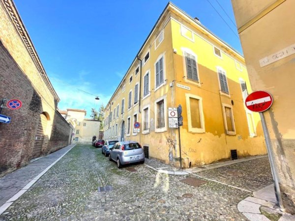 appartamento in vendita a Cremona in zona Piazza Castello