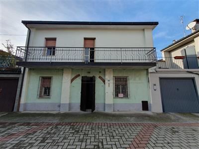 casa indipendente in vendita a Cremona in zona San Felice