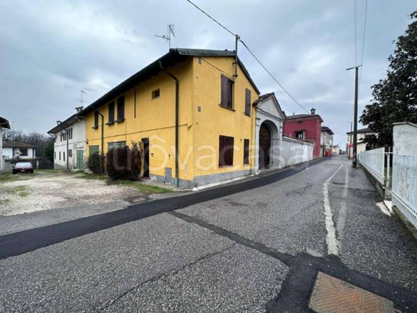 appartamento in vendita a Cremona in zona Cavatigozzi