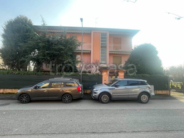 casa indipendente in vendita a Cremona in zona Migliaro