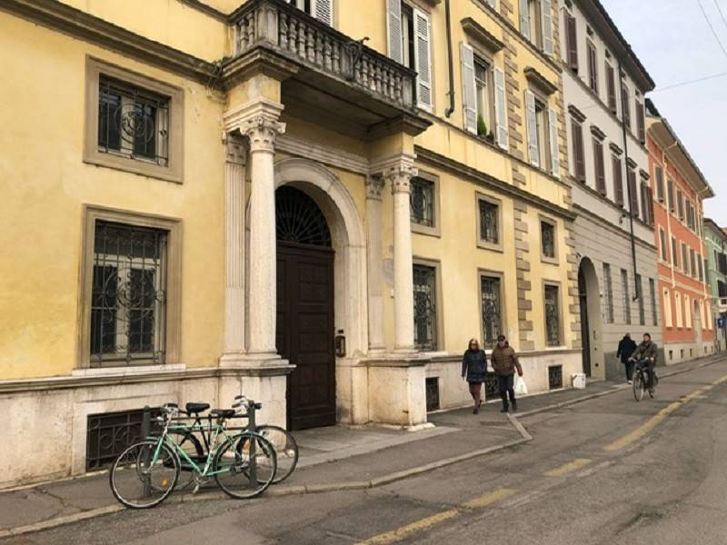 appartamento in vendita a Cremona in zona Piazza Castello