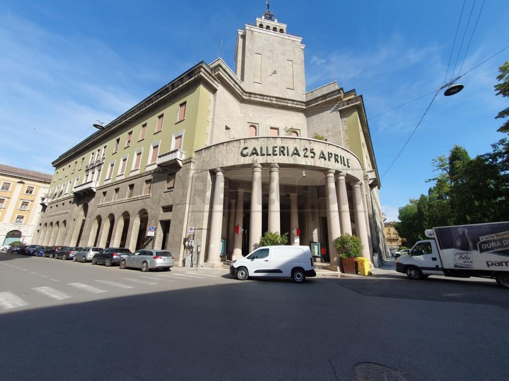appartamento in vendita a Cremona in zona Piazza Risorgimento