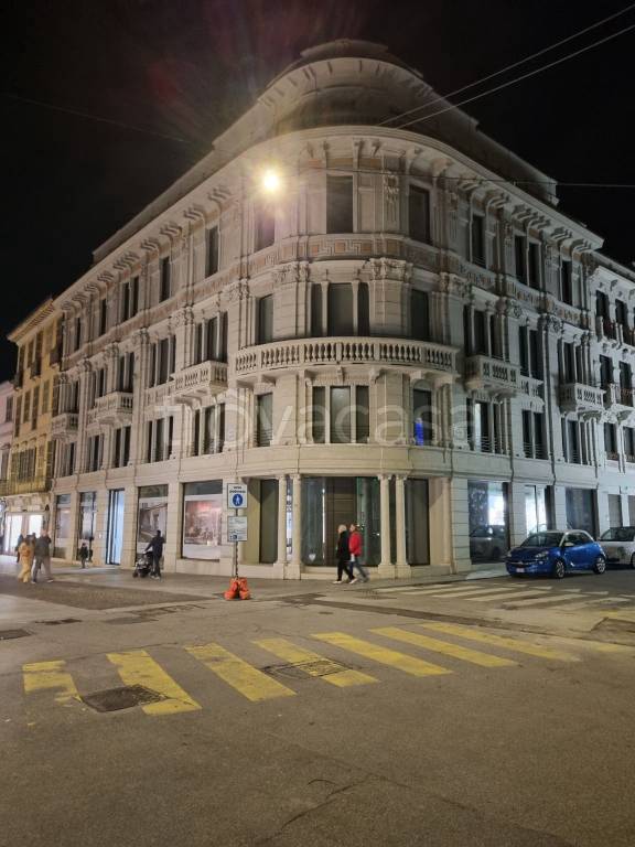 casa indipendente in vendita a Cremona in zona Cremona Centro