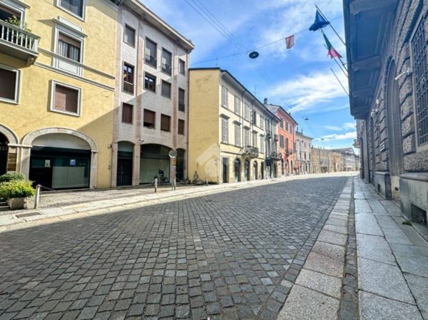 ufficio in vendita a Cremona in zona Cremona Centro