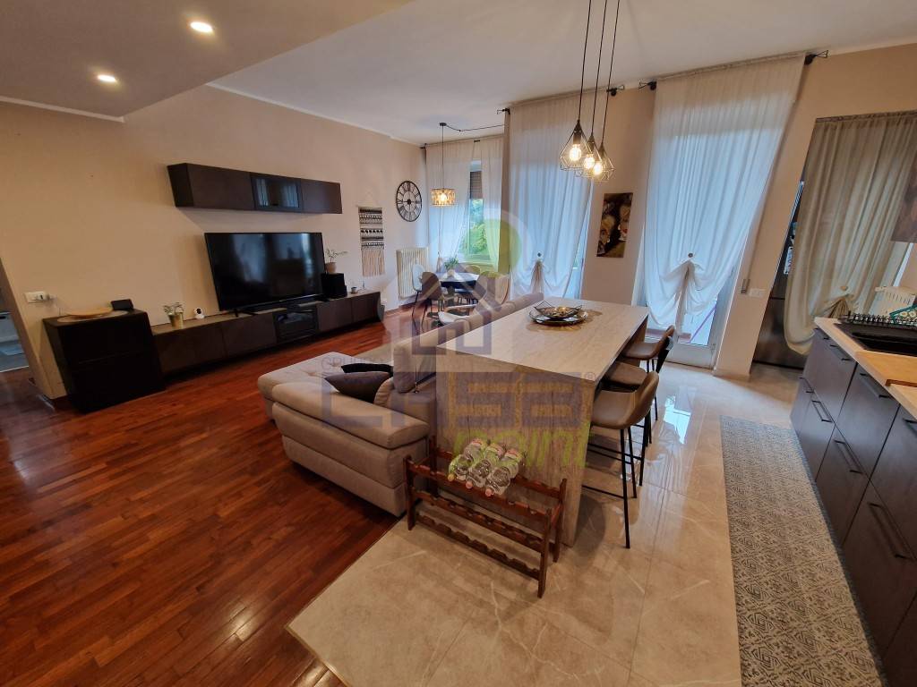 appartamento in vendita a Cremona in zona Via Mantova