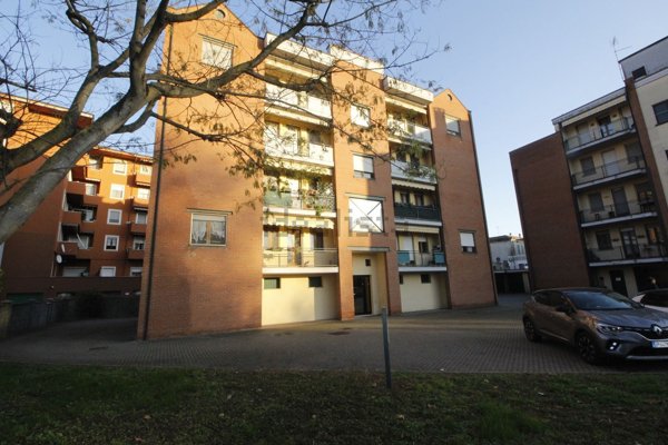 appartamento in vendita a Cremona in zona Viale Po