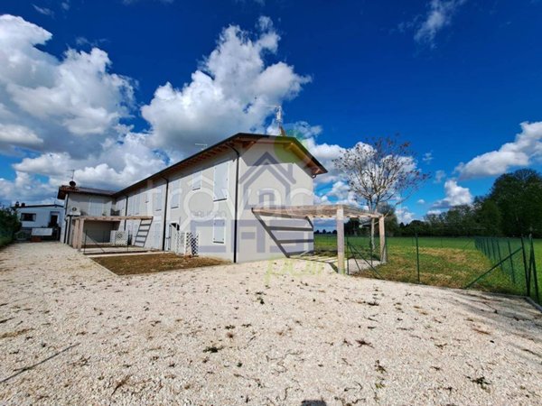casa indipendente in vendita a Cremona in zona Maristella