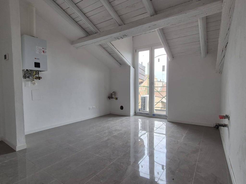 appartamento in vendita a Cremona in zona Piazza Castello