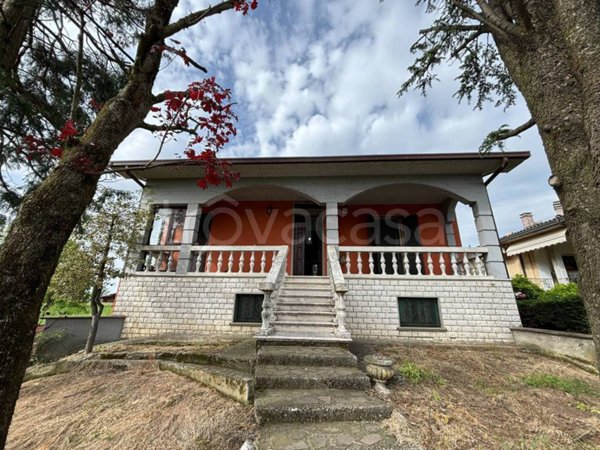 casa indipendente in vendita a Cremona in zona Bagnara