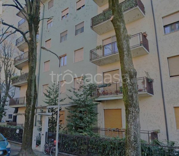 appartamento in vendita a Cremona in zona Viale Po