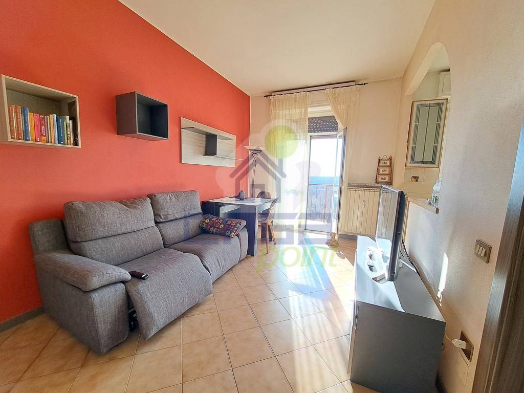 appartamento in vendita a Cremona in zona Picenengo