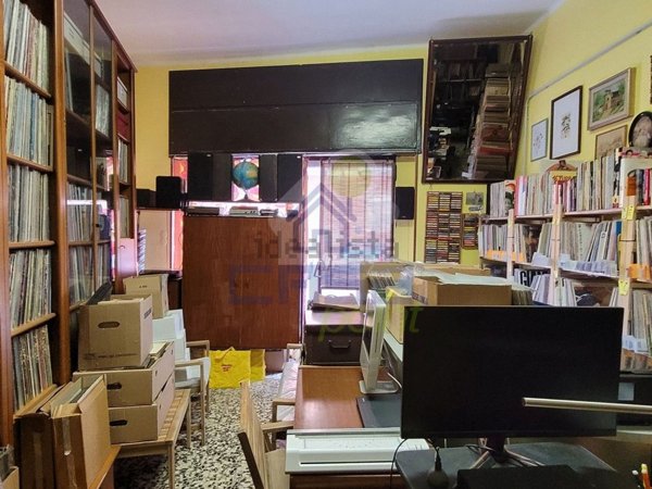 negozio in vendita a Cremona