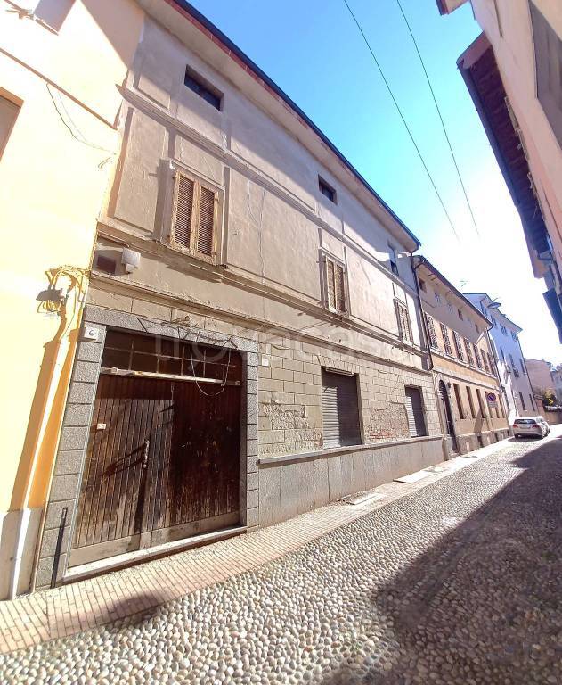 casa indipendente in vendita a Cremona in zona Cremona Centro