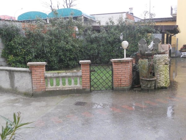 casa semindipendente in vendita a Cremona