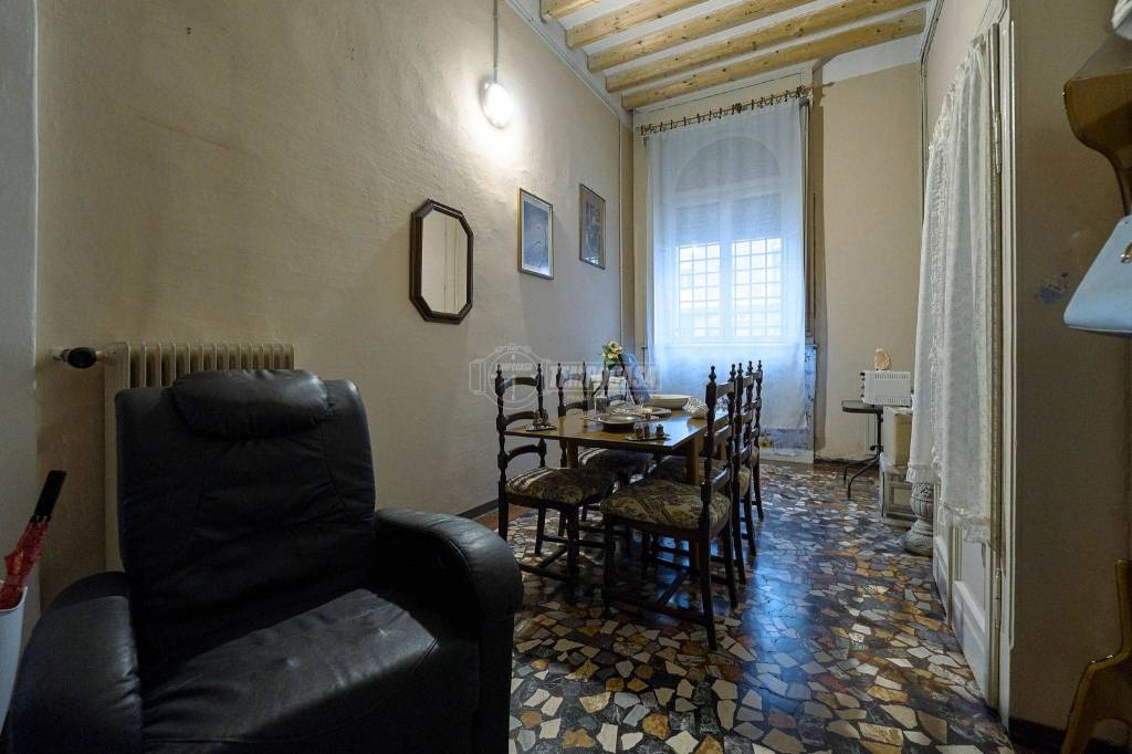appartamento in vendita a Cremona in zona Via Dante