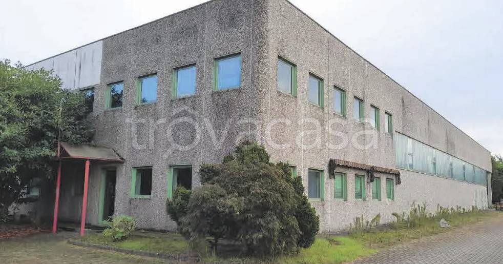 locale commerciale in vendita a Cremona in zona San Felice