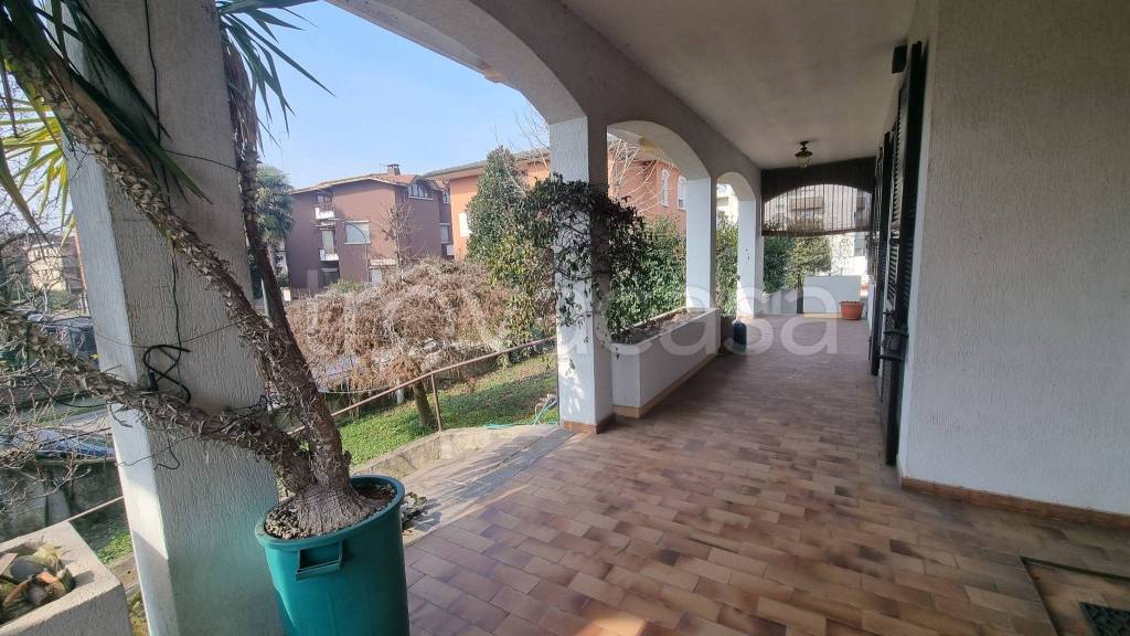 casa indipendente in vendita a Cremona in zona Viale Po
