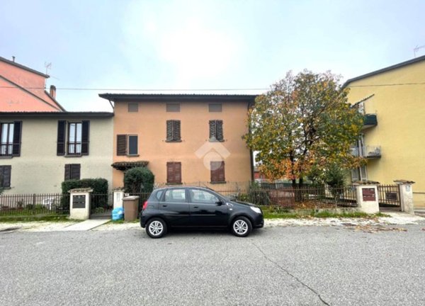 appartamento in vendita a Cremona in zona Battaglione