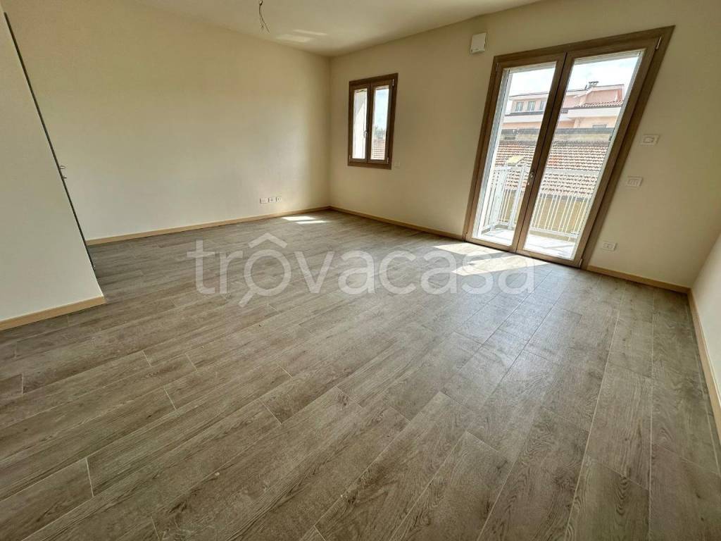 appartamento in vendita a Cremona in zona Via Giuseppina
