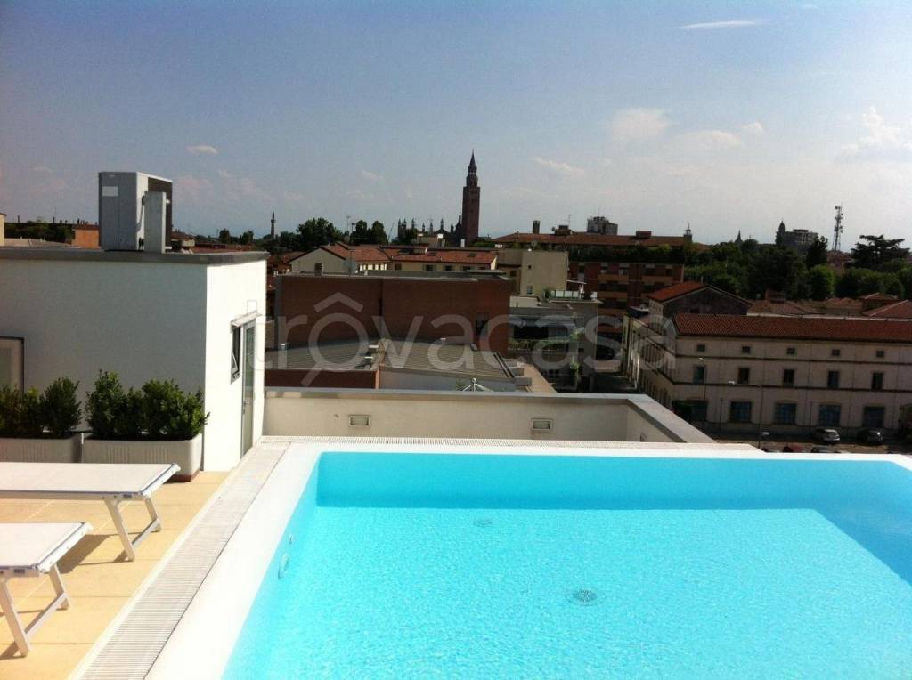 appartamento in vendita a Cremona in zona Via Dante