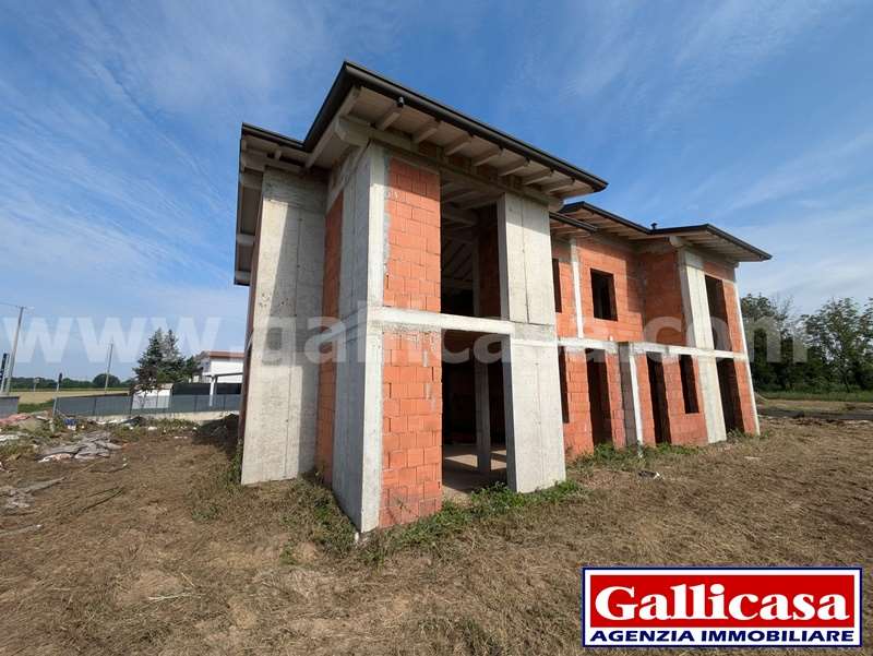casa indipendente in vendita a Cremona