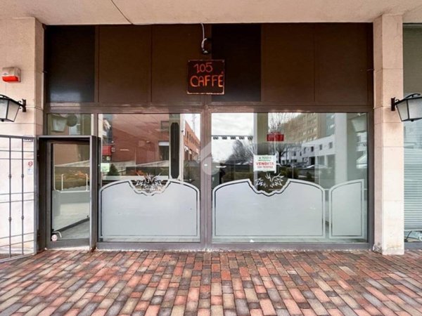 negozio in vendita a Cremona