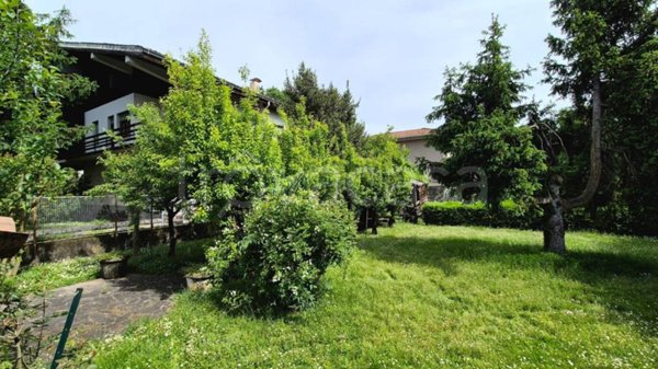 casa indipendente in vendita a Cremona