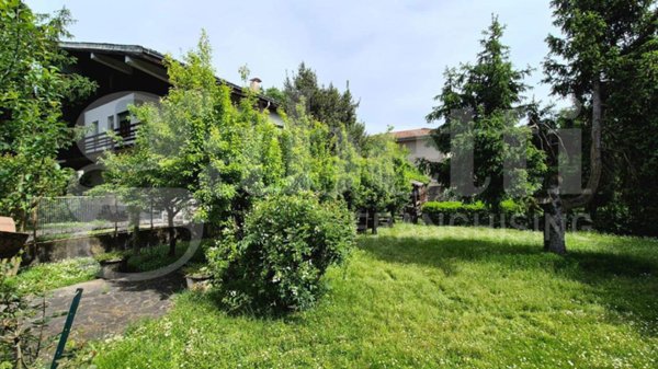 casa indipendente in vendita a Cremona