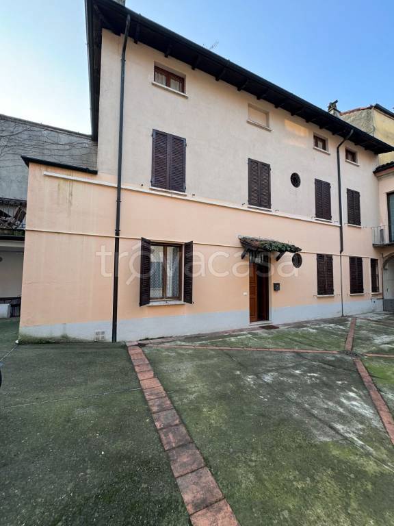 casa indipendente in vendita a Cremona in zona Cremona Centro