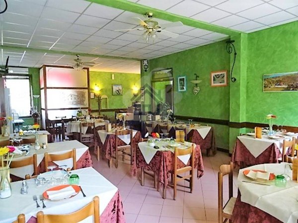 negozio in vendita a Cremona