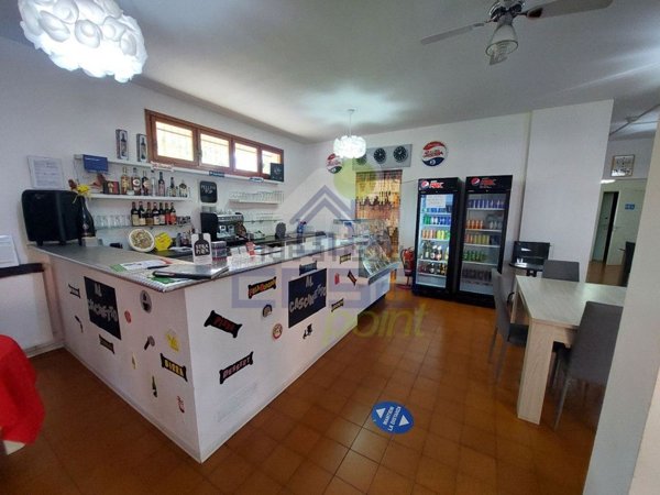 locale di sgombero in vendita a Cremona