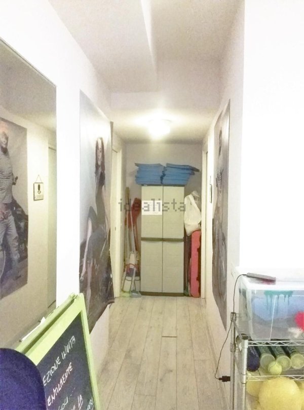 negozio in vendita a Cremona in zona Cremona Centro