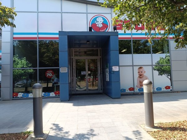 locale di sgombero in vendita a Cremona
