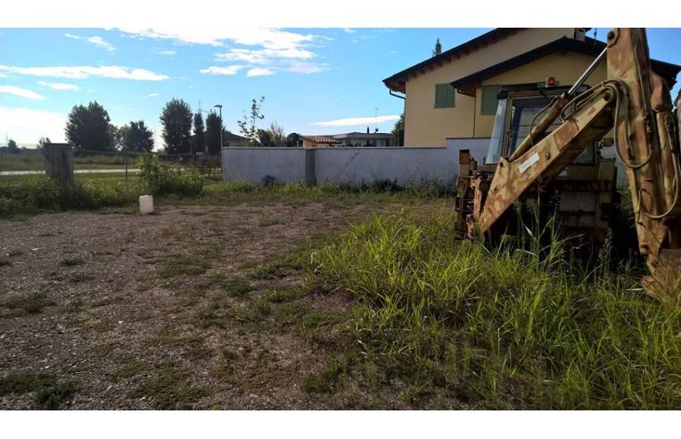 casa indipendente in vendita a Cremona