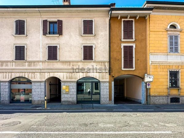 locale commerciale in vendita a Cremona