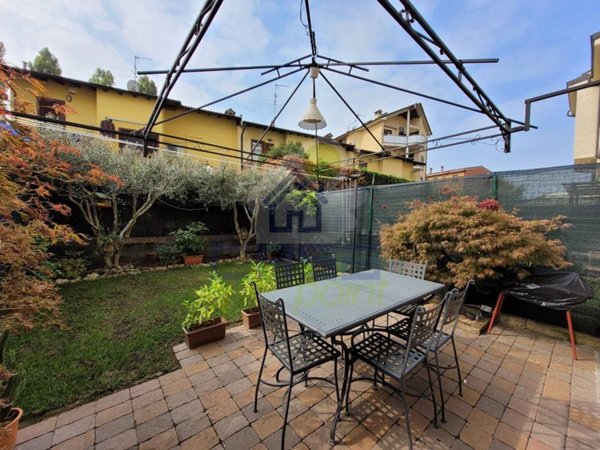 casa indipendente in vendita a Cremona