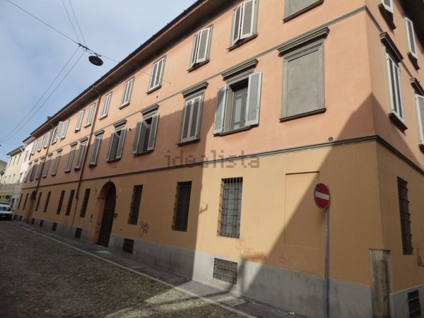 appartamento in vendita a Cremona in zona Corso Garibaldi