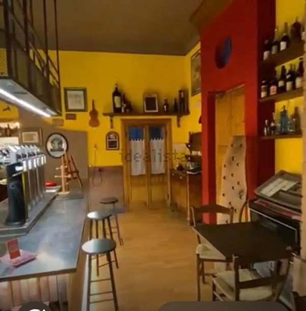locale commerciale in vendita a Cremona