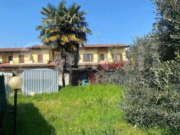casa indipendente in vendita a Cremona in zona Maristella
