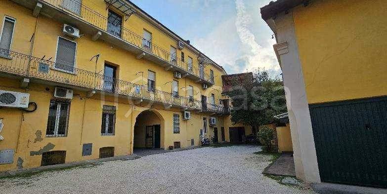 appartamento in vendita a Cremona in zona Corso Garibaldi